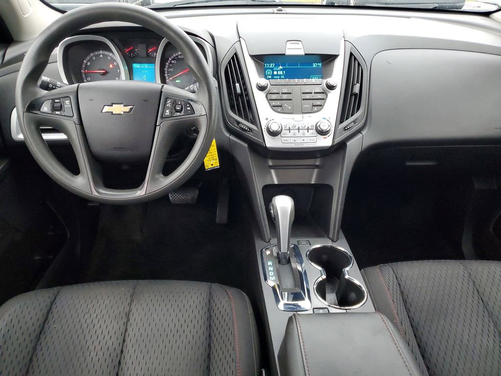 Used 2015 Chevrolet Equinox LS image 23