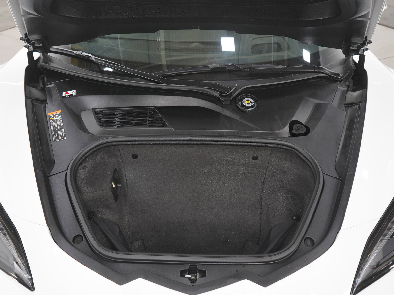 Used 2024 Chevrolet Corvette E-Ray AWD/4WD image 35
