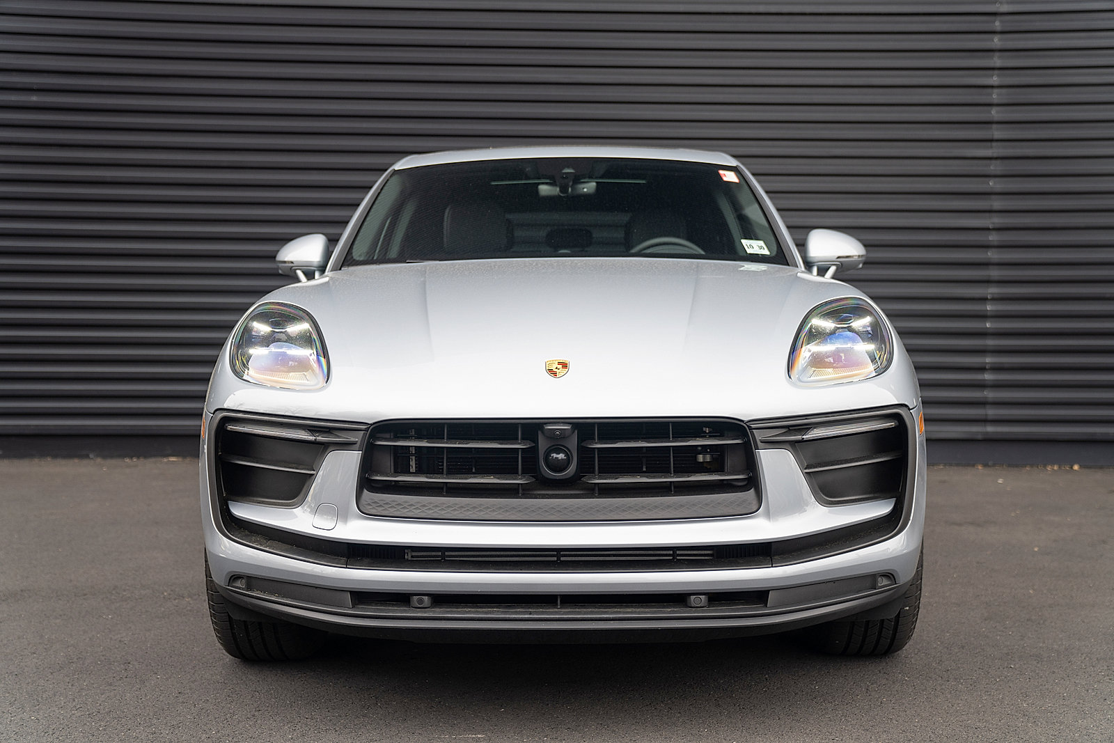 Certified 2026 Porsche Macan AWD/4WD image 25