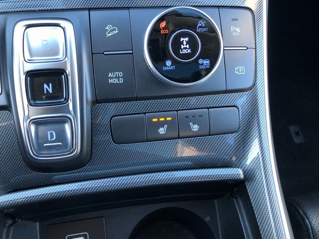 Used 2023 Hyundai Santa Fe SEL Premium image 5