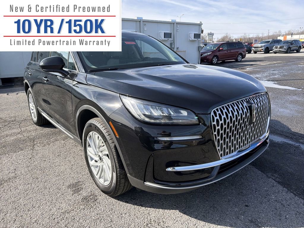 Used 2025 Lincoln Corsair FWD w/ Towing Package image 3