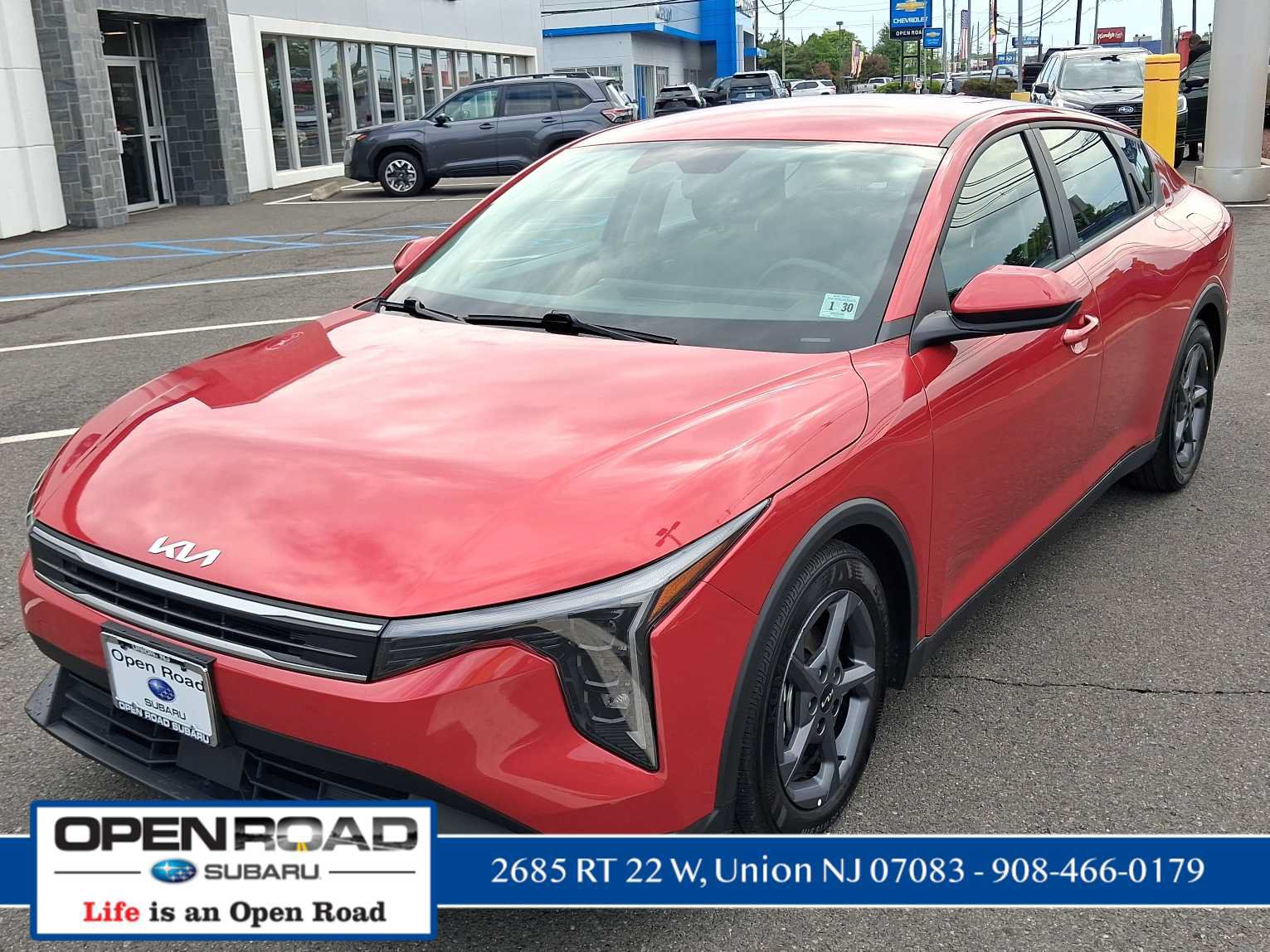 Used 2025 Kia K4 FWD image 3