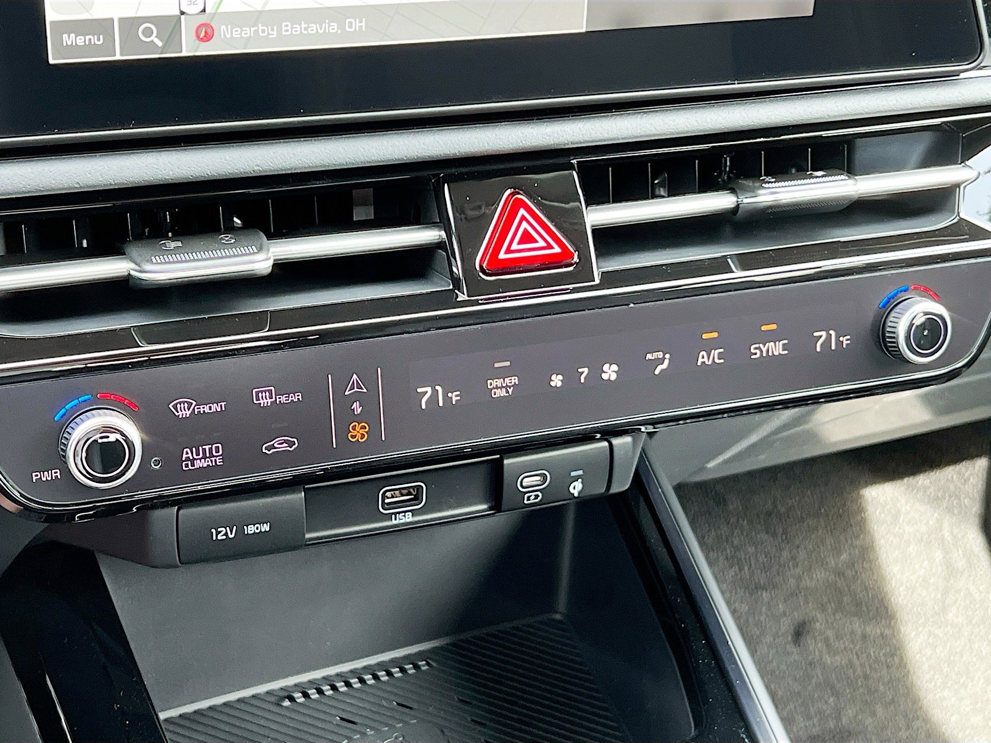 New 2025 Kia Niro EX Touring image 11