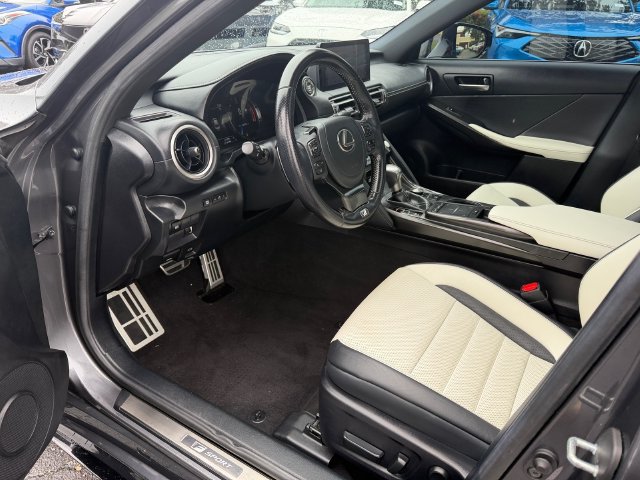 Used 2021 Lexus IS 350 F Sport RWD image 11