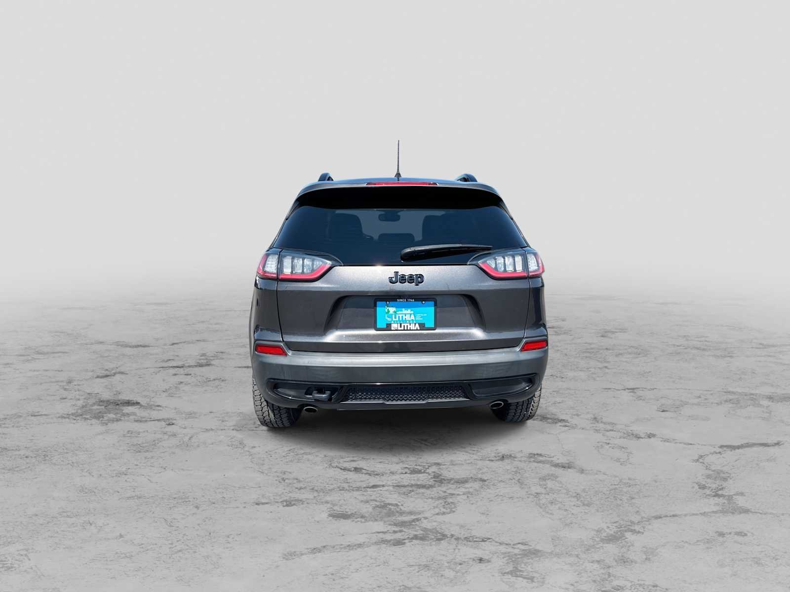 Used 2022 Jeep Cherokee Latitude AWD/4WD image 7