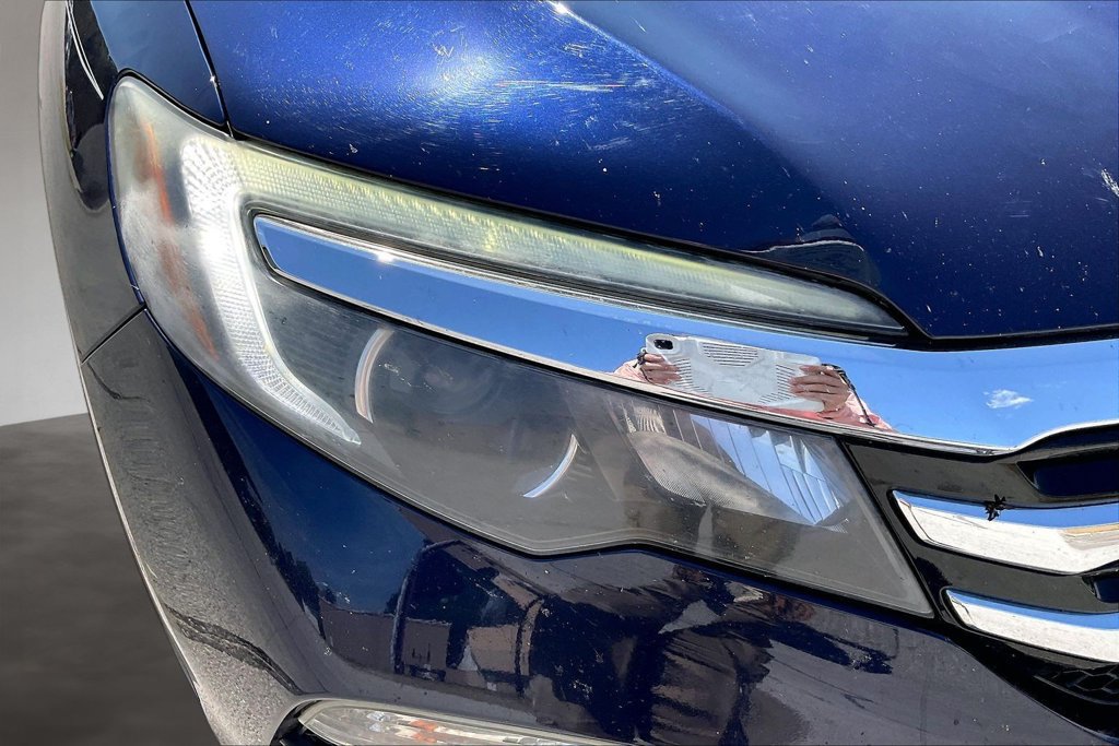 Used 2017 Honda Pilot Touring image 30