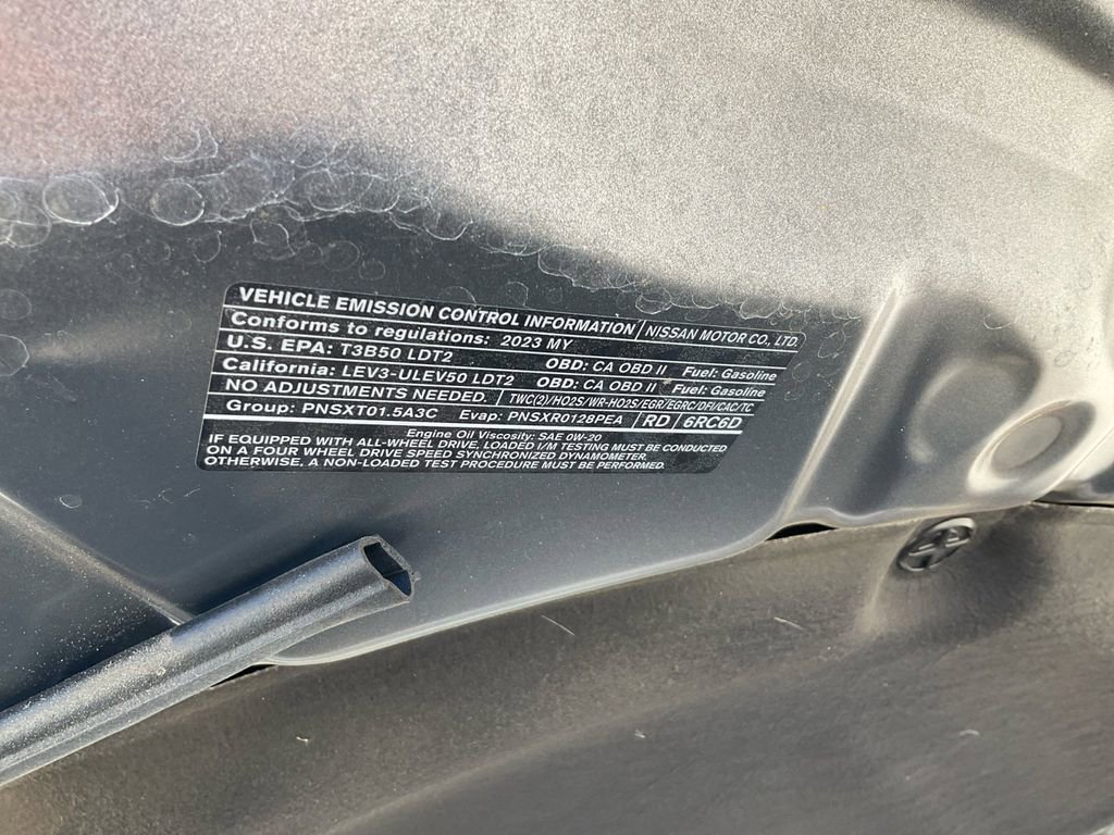 Used 2023 Nissan Rogue SV image 33