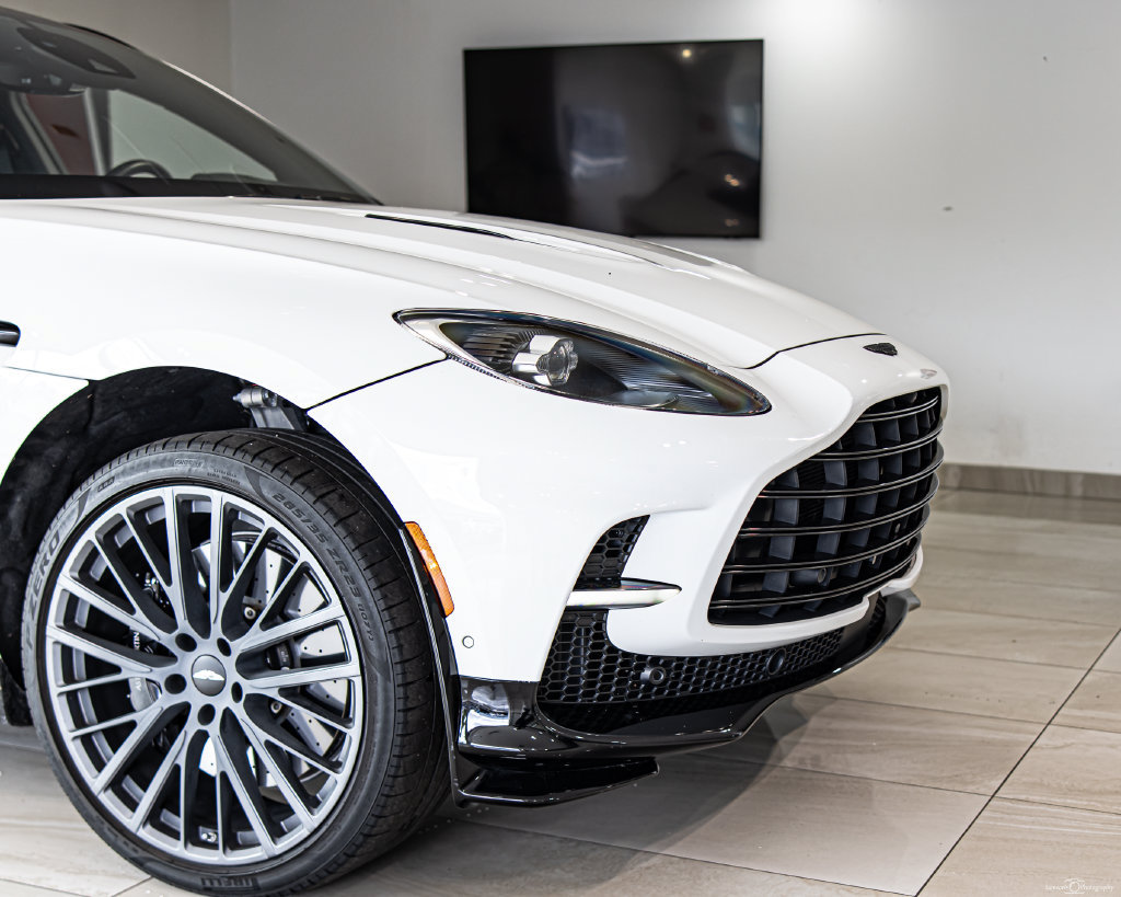 Used 2024 Aston Martin DBX 707 AWD/4WD image 3