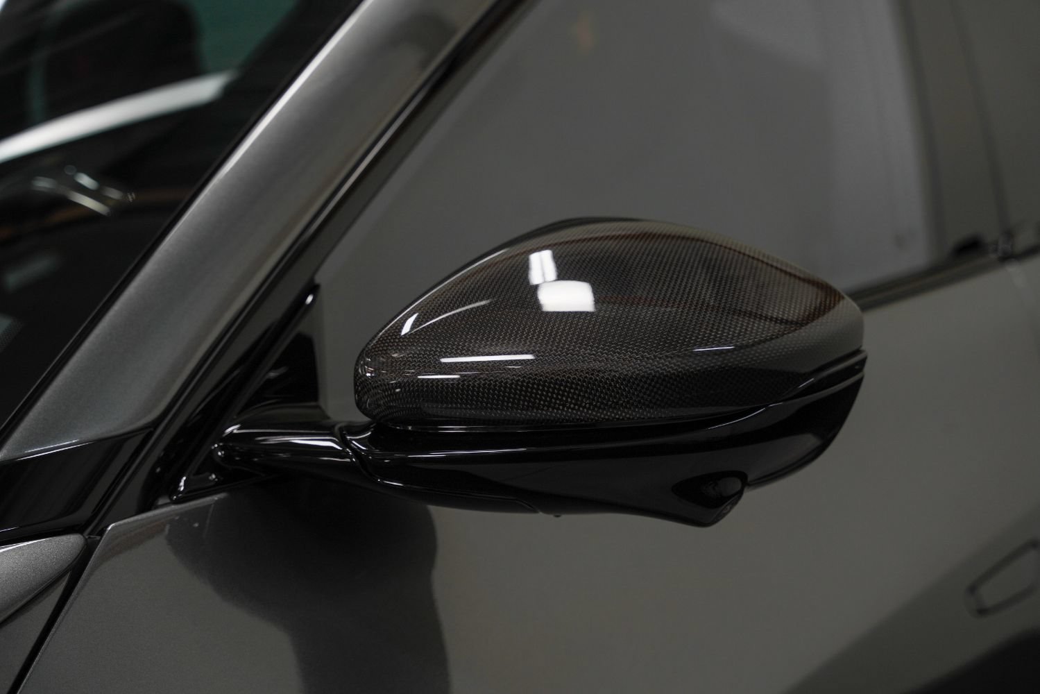 Used 2026 Ferrari Purosangue AWD/4WD image 17