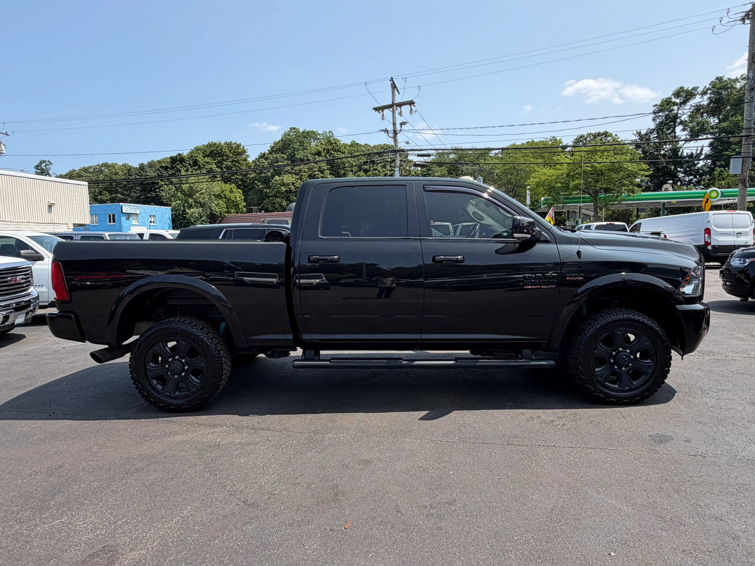 Used 2018 RAM 2500 Big Horn w/ Sport Appearance Group AWD/4WD image 8