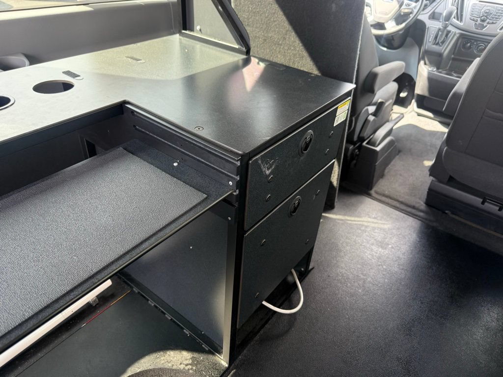 Used 2019 Ford Transit 150 XLT RWD image 11