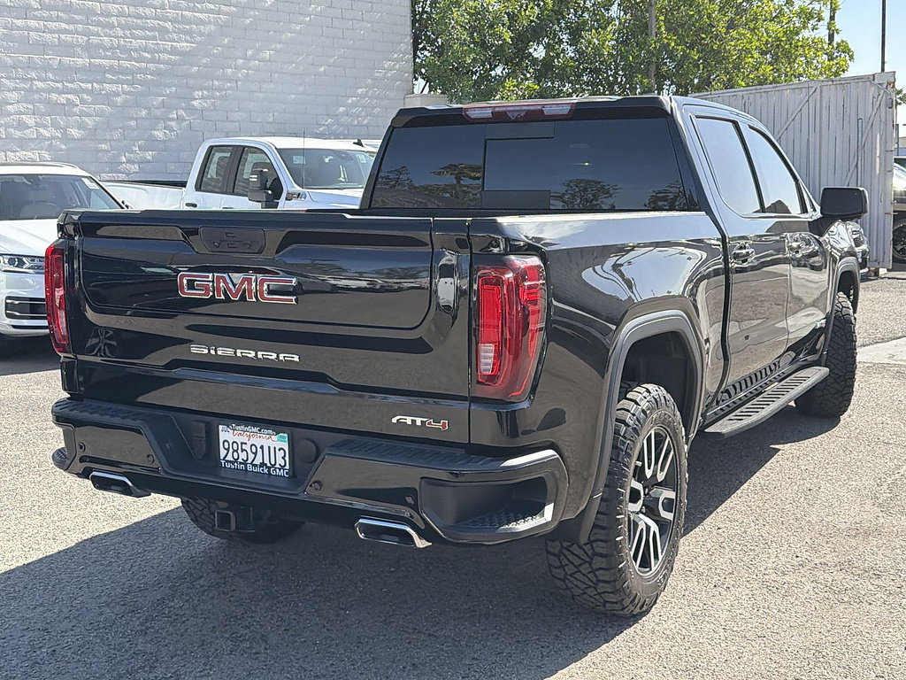 Used 2023 GMC Sierra 1500 AT4 w/ AT4 Premium Package AWD/4WD image 5