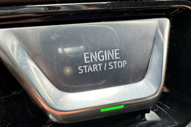 New 2026 GMC Yukon Denali w/ Sun & Power Step Package image 28