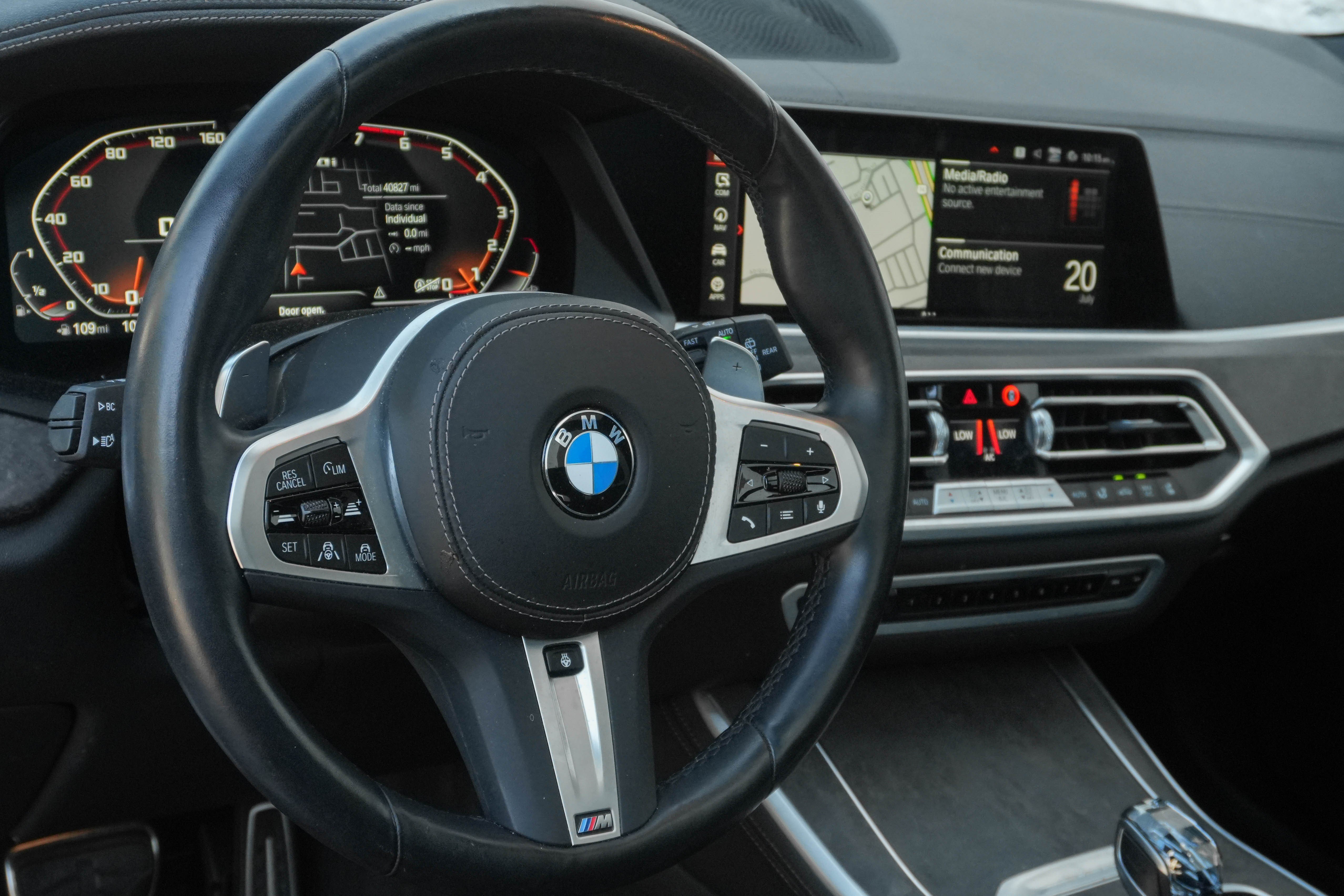 Used 2023 BMW X5 M50i w/ Executive Package AWD/4WD image 9