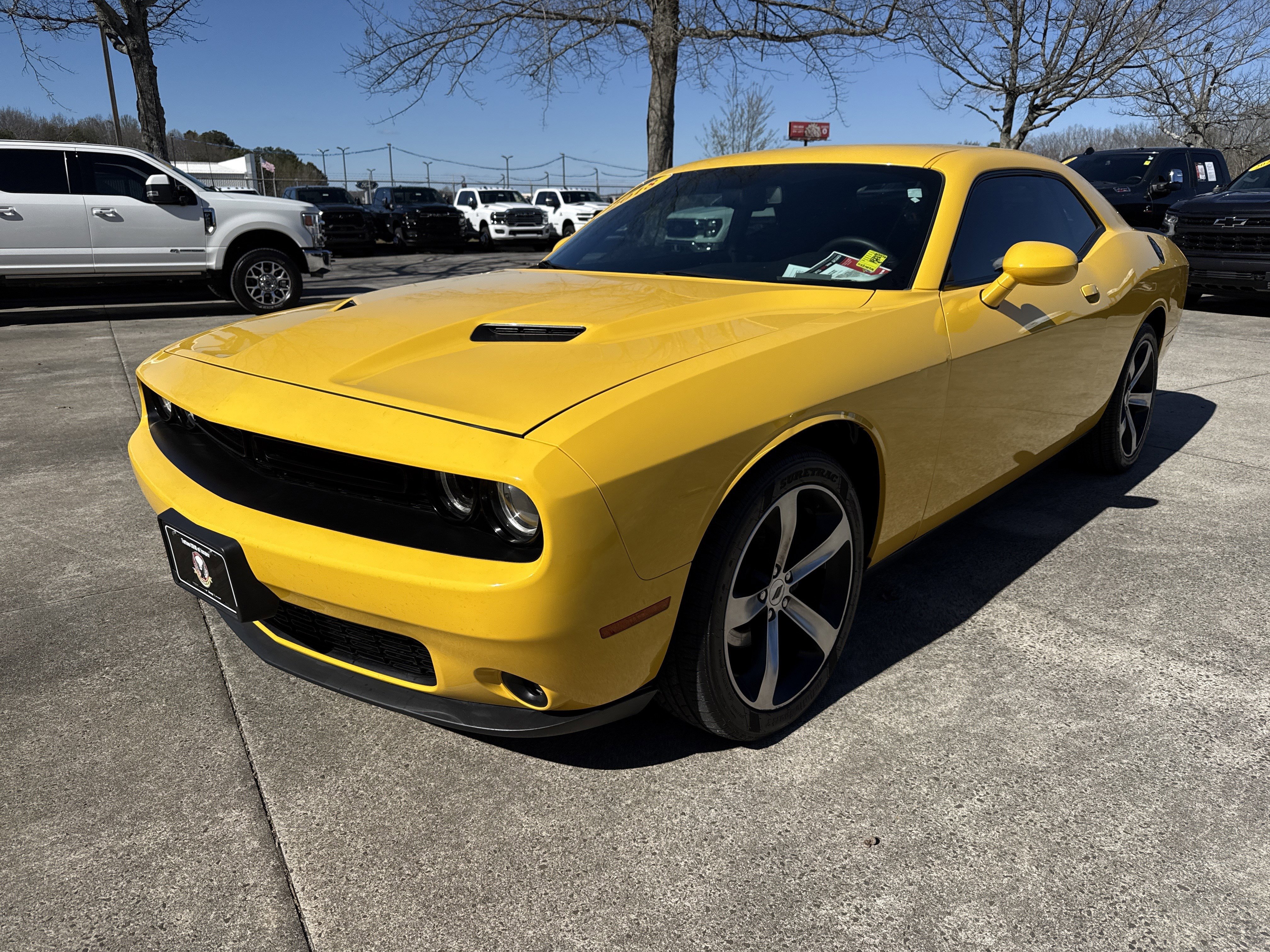 Used 2018 Dodge Challenger SXT w/ Blacktop Package image 3