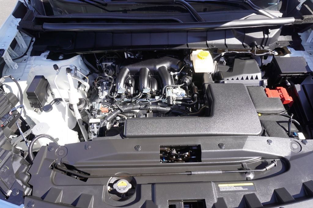 Certified 2025 Nissan Pathfinder Platinum AWD/4WD image 7