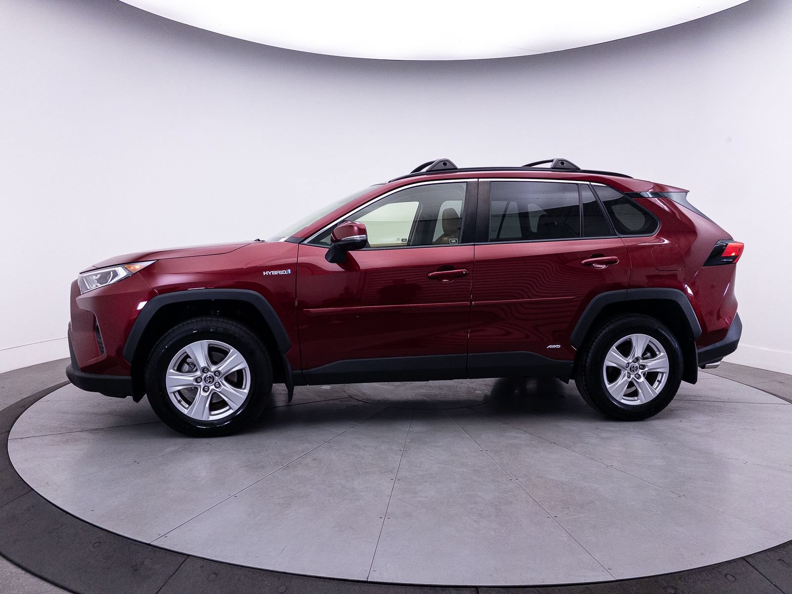 Used 2021 Toyota RAV4 XLE w/ Convenience Package AWD/4WD image 42