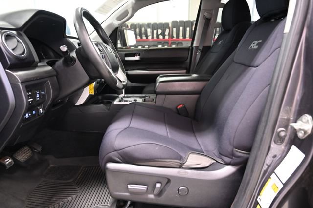 Used 2019 Toyota Tundra SR5 AWD/4WD image 11