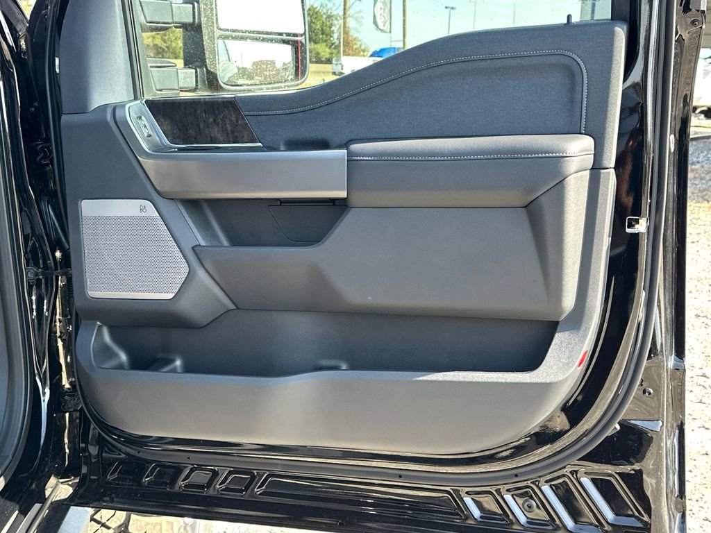 New 2026 Ford F250 Lariat w/ Black Appearance Package image 14