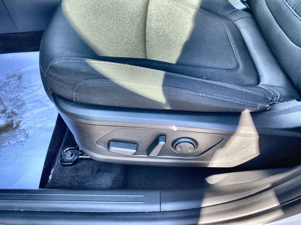 Certified 2023 Hyundai Tucson SEL AWD/4WD image 16