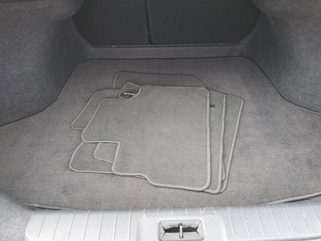 Used 2025 Nissan Sentra SV image 24