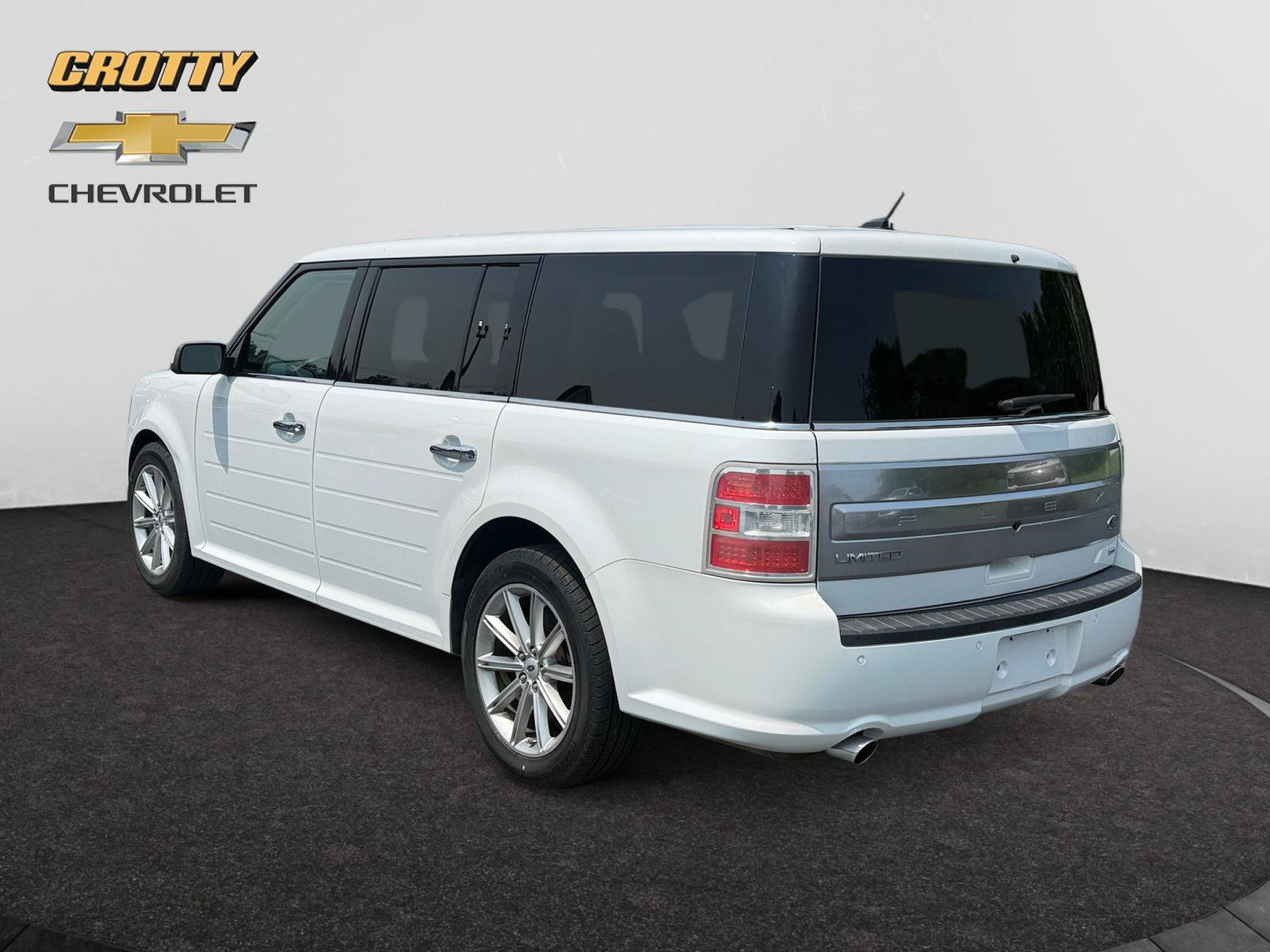 Used 2017 Ford Flex Limited AWD/4WD image 3