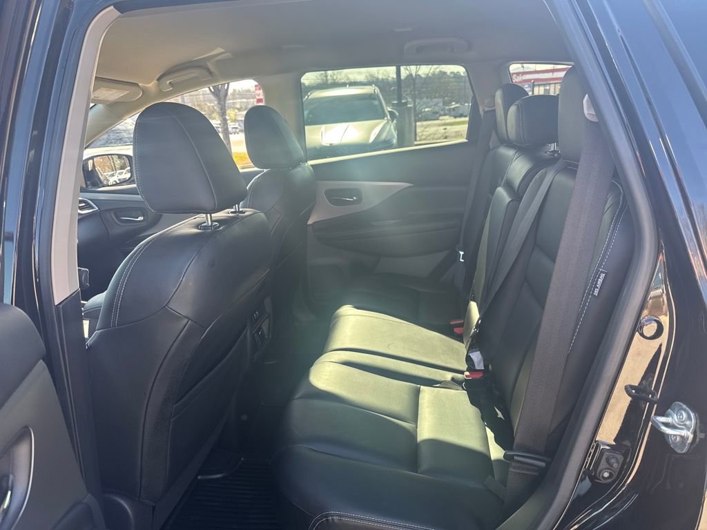 Certified 2024 Nissan Murano SV w/ SV Midnight Edition Package image 26