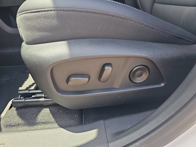 New 2027 GMC Terrain Elevation w/ Elevation Premium Package AWD/4WD image 22