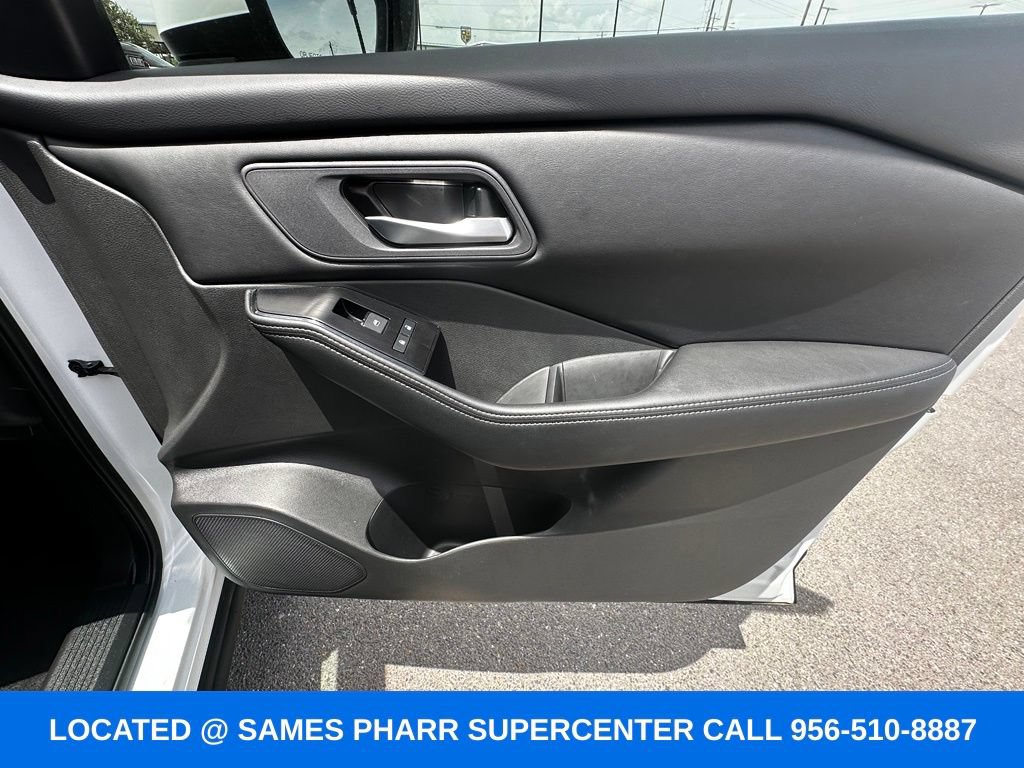 Used 2026 Nissan Rogue SV FWD image 25