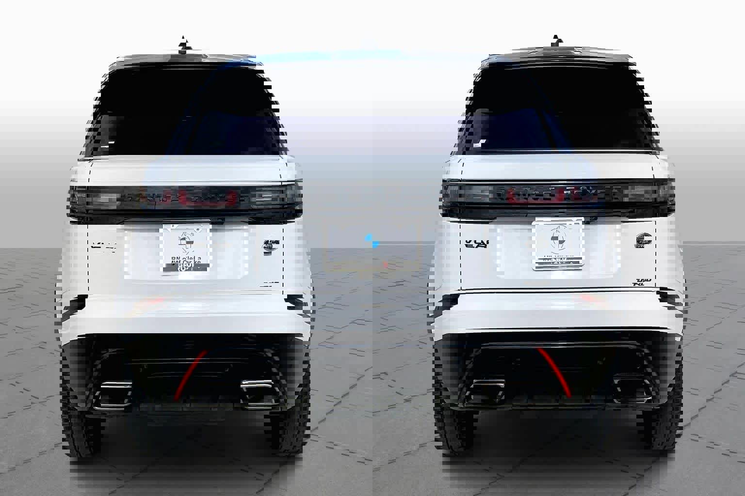 Used 2023 Land Rover Range Rover Velar R-Dynamic S image 4