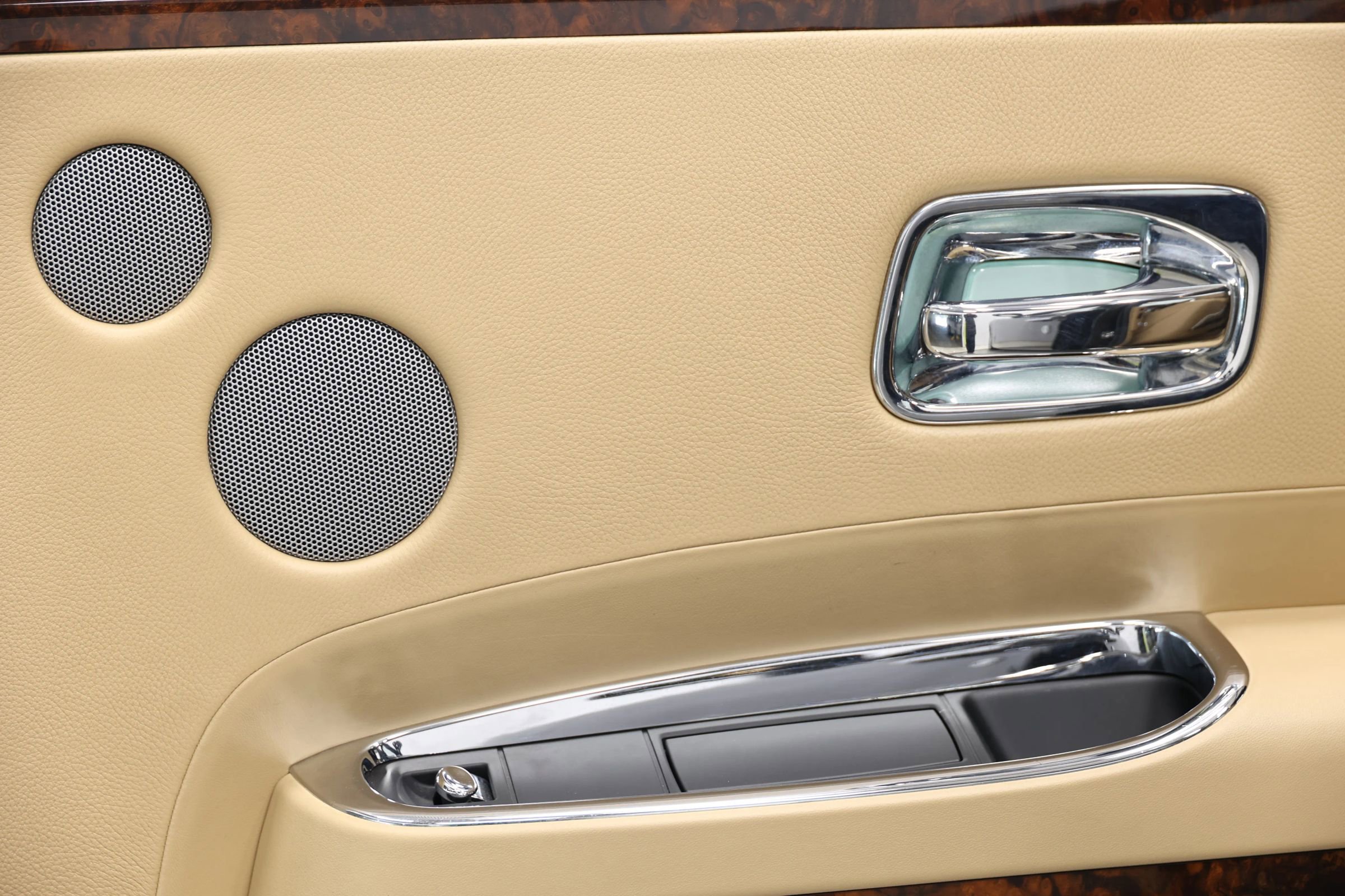 Used 2011 Rolls-Royce Ghost image 82