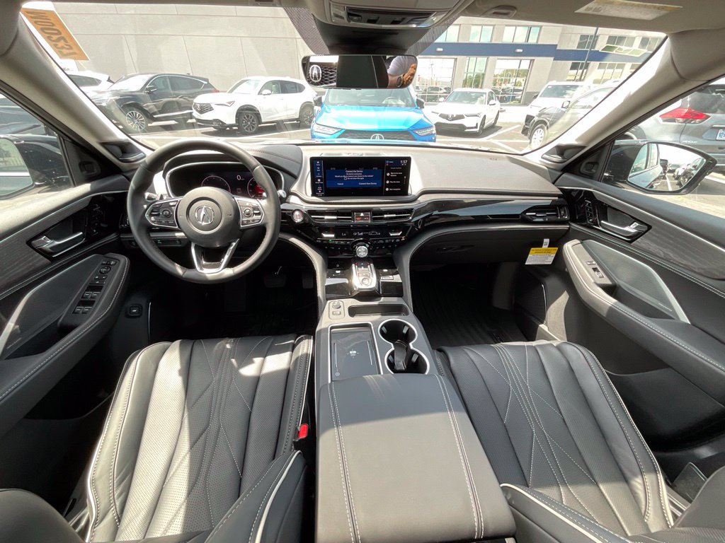 New 2026 Acura MDX w/ Advance Package AWD/4WD image 8