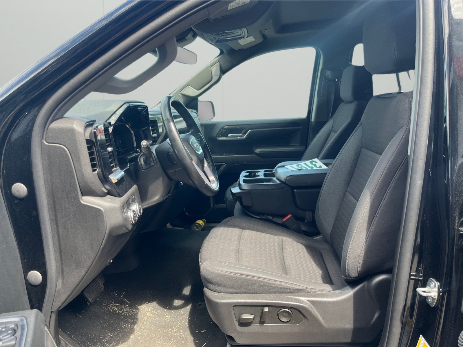 Used 2024 GMC Sierra 1500 SLE RWD image 16