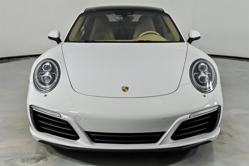 Used 2017 Porsche 911 Carrera 4 AWD/4WD image 5