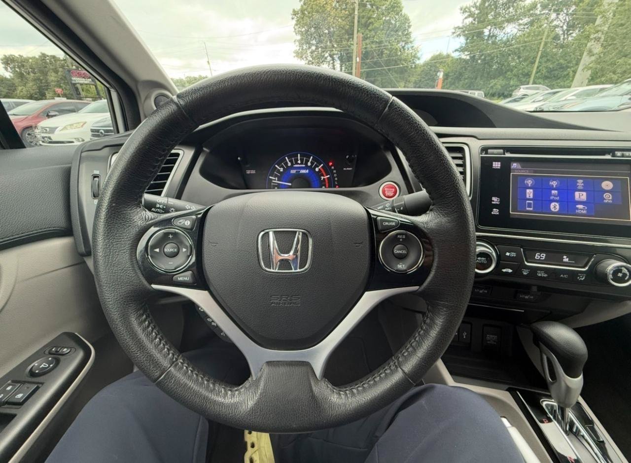 Used 2015 Honda Civic Hybrid Sedan image 19