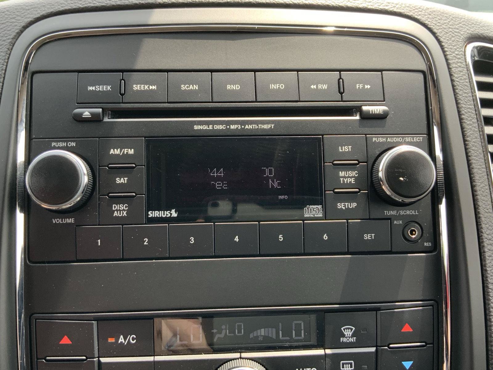 Used 2013 Dodge Durango SXT AWD/4WD image 29