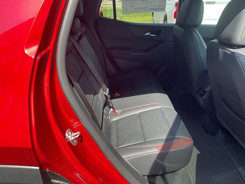 New 2027 Chevrolet Equinox RS w/ Safety and Technology Package AWD/4WD image 14