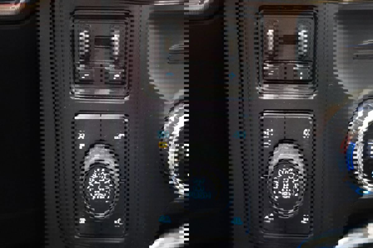 Used 2021 Ford F150 Raptor w/ Equipment Group 801A High image 17