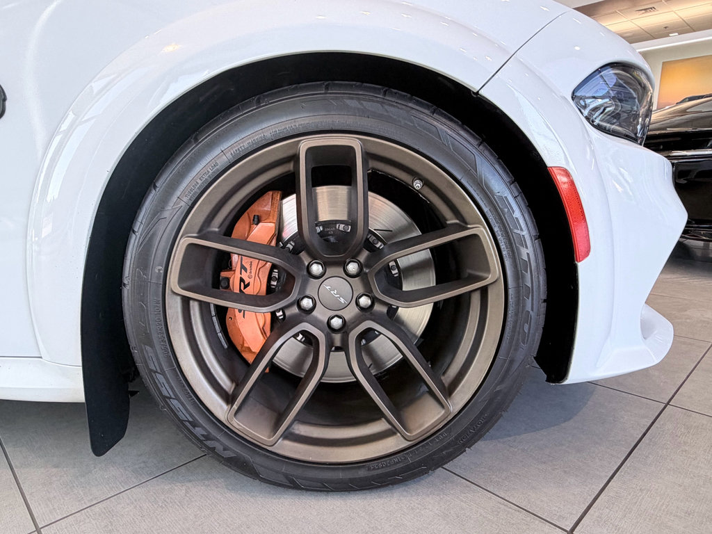 Used 2022 Dodge Charger SRT Hellcat w/ Harman/Kardon Audio Group image 33