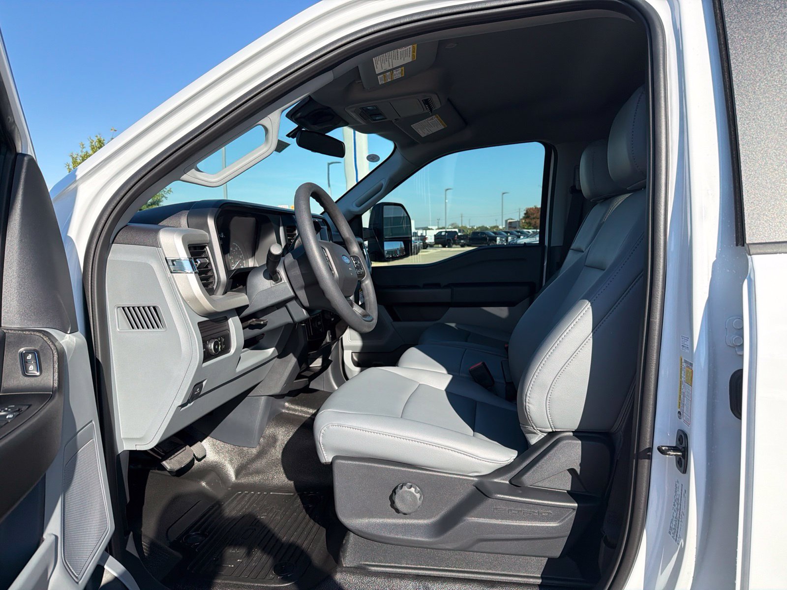 New 2027 Ford F250 XL w/ XL Chrome Package AWD/4WD image 11