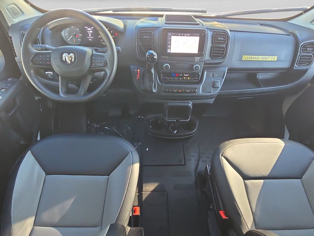 Used 2025 RAM ProMaster 2500 w/ Convenience Group FWD image 11