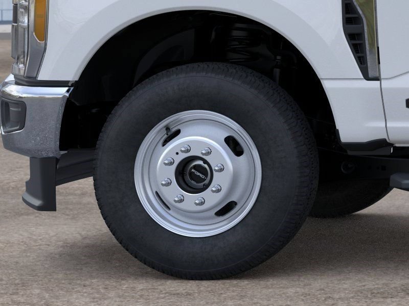 New 2026 Ford F350 XL w/ XL Chrome Package AWD/4WD image 19
