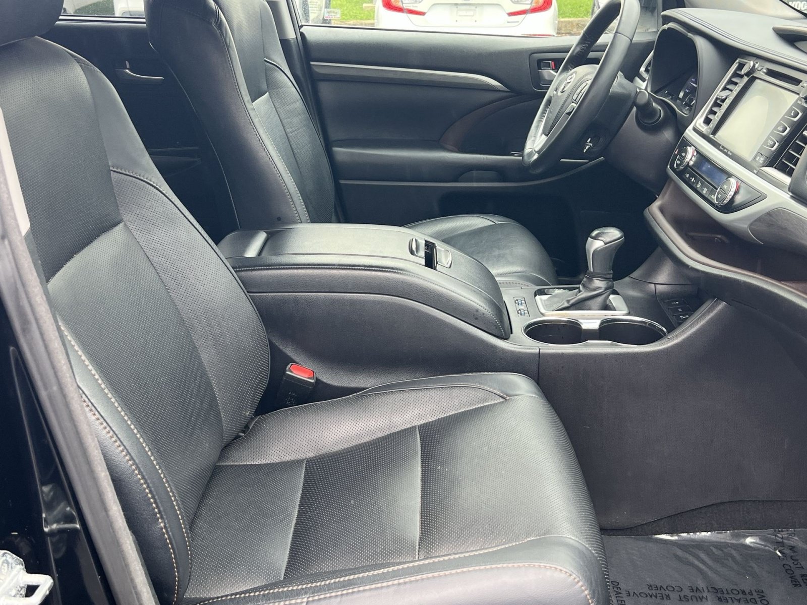 Used 2018 Toyota Highlander Limited Platinum AWD/4WD image 29