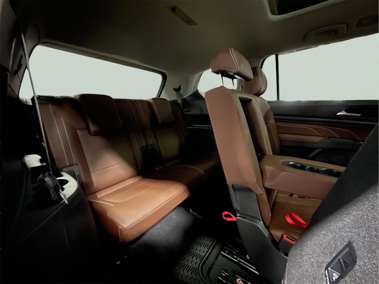 Used 2023 Volkswagen Atlas SE image 22