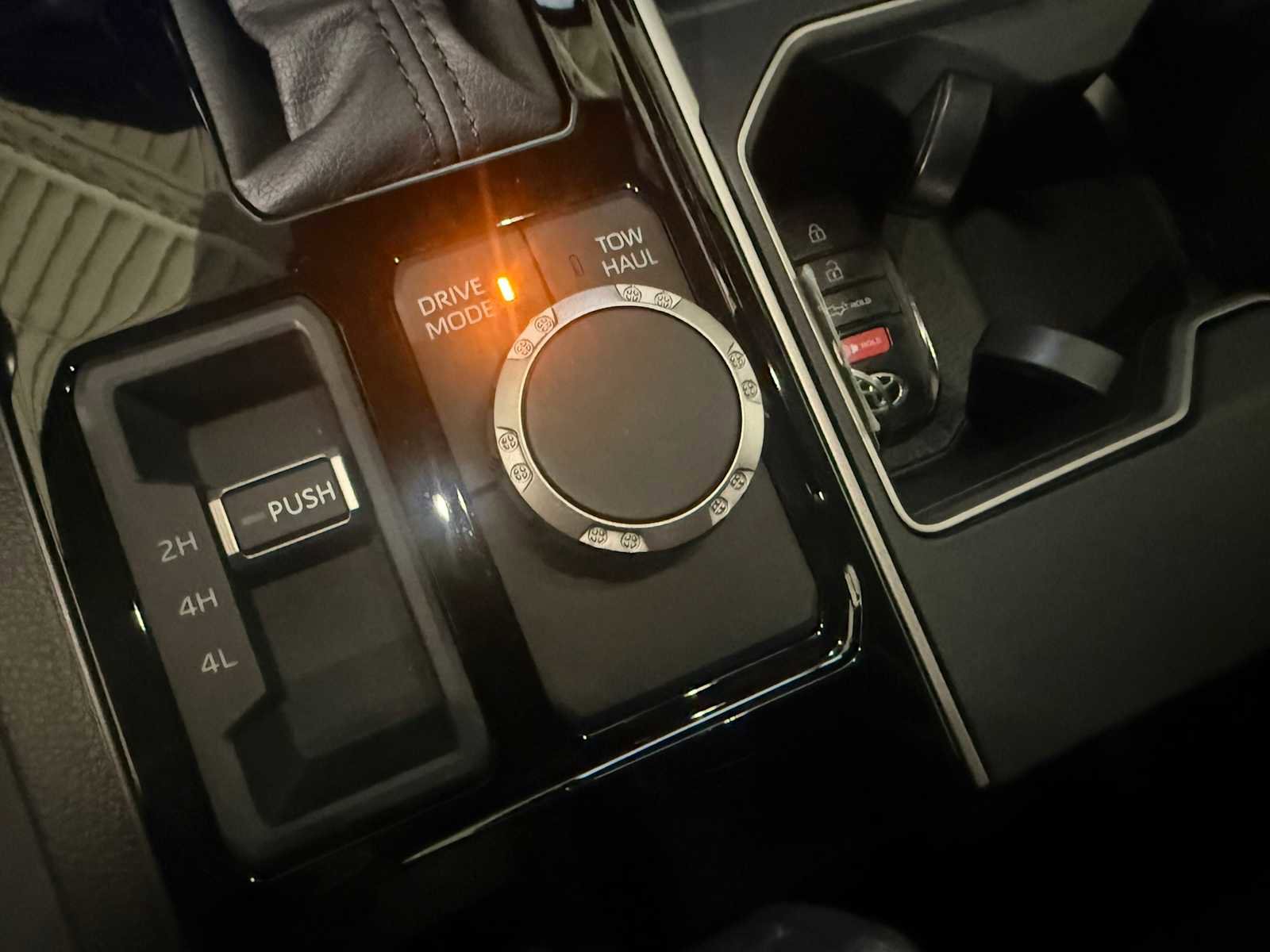 Used 2024 Toyota Tundra SR5 w/ SR5 Convenience Package AWD/4WD image 34