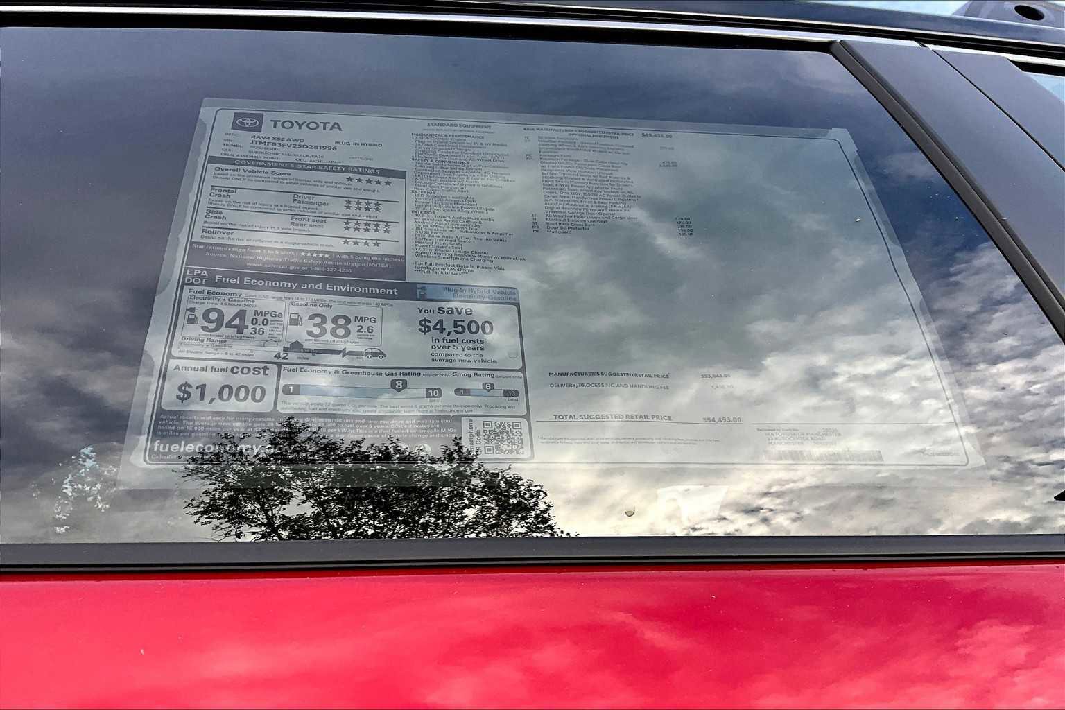 New 2025 Toyota RAV4 XSE image 19