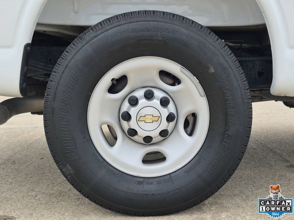 Certified 2025 Chevrolet Express 2500 w/ Driver Convenience Package RWD image 24