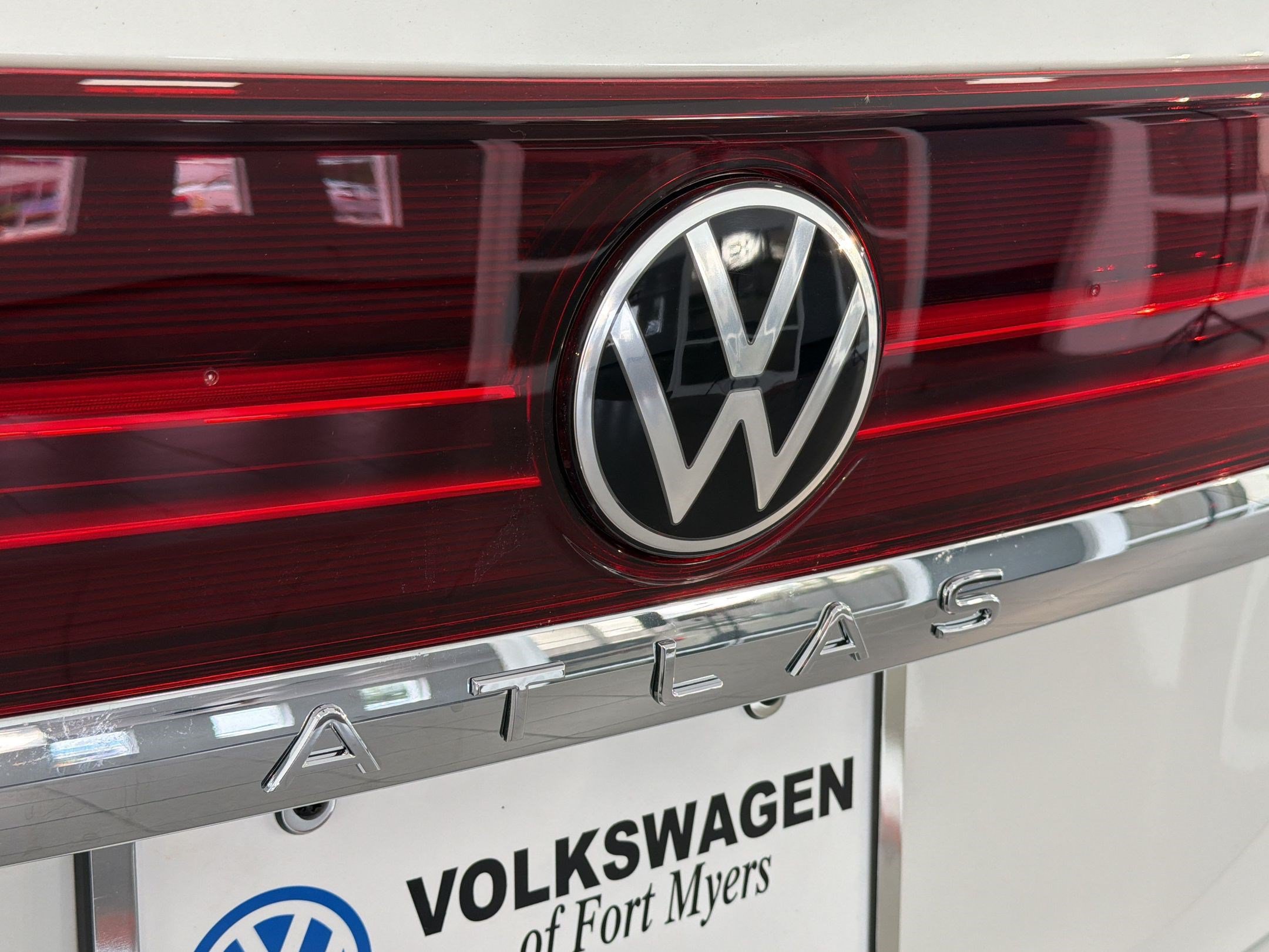 New 2026 Volkswagen Atlas SE FWD image 35