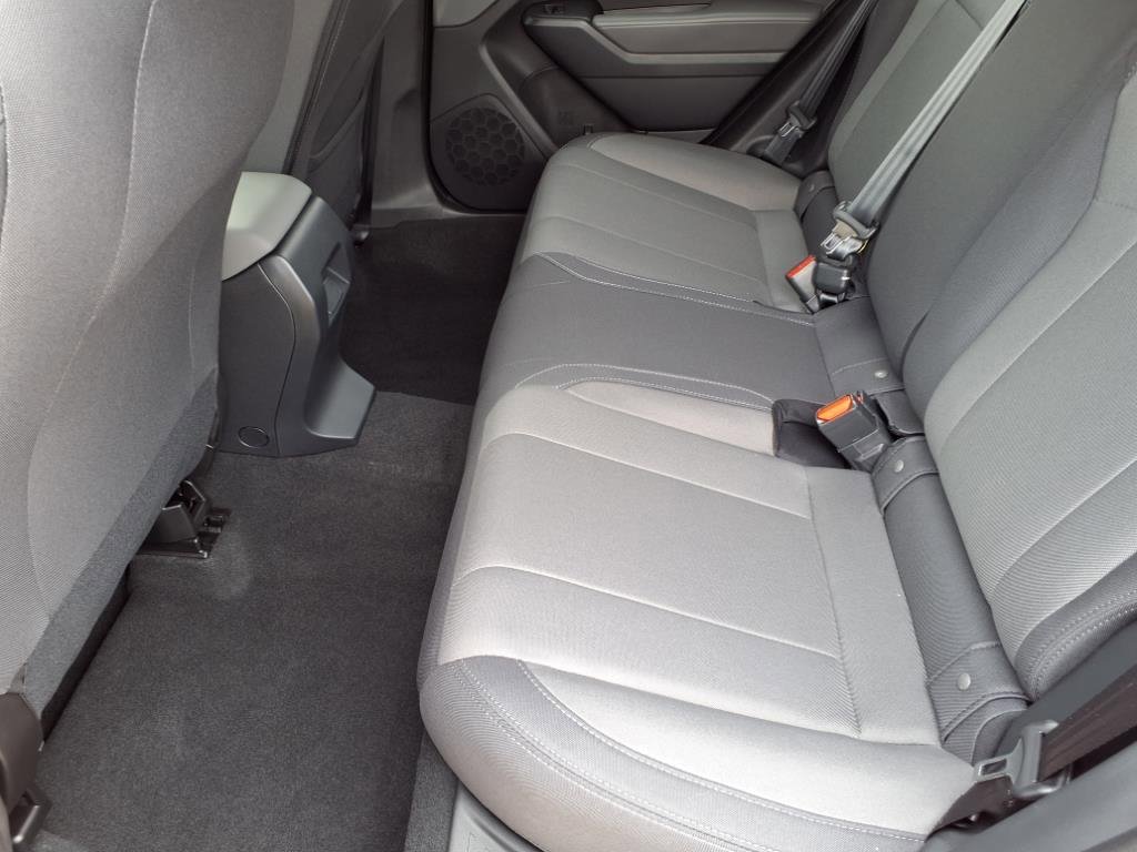 New 2025 Subaru Crosstrek 2.0i image 15
