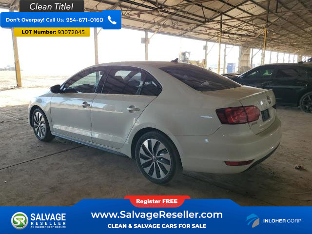 Used 2013 Volkswagen Jetta SEL Premium image 3
